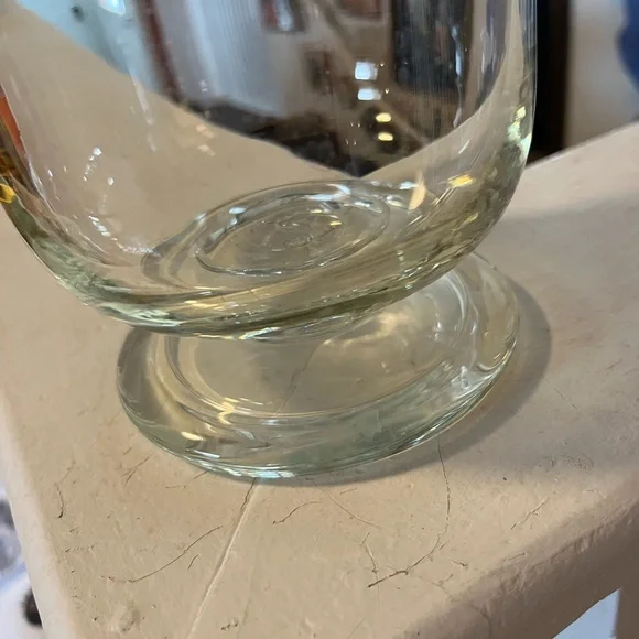 CLEAR GLASS FOOTED DISPLAY VASE/ JAR - Picture 3 of 6